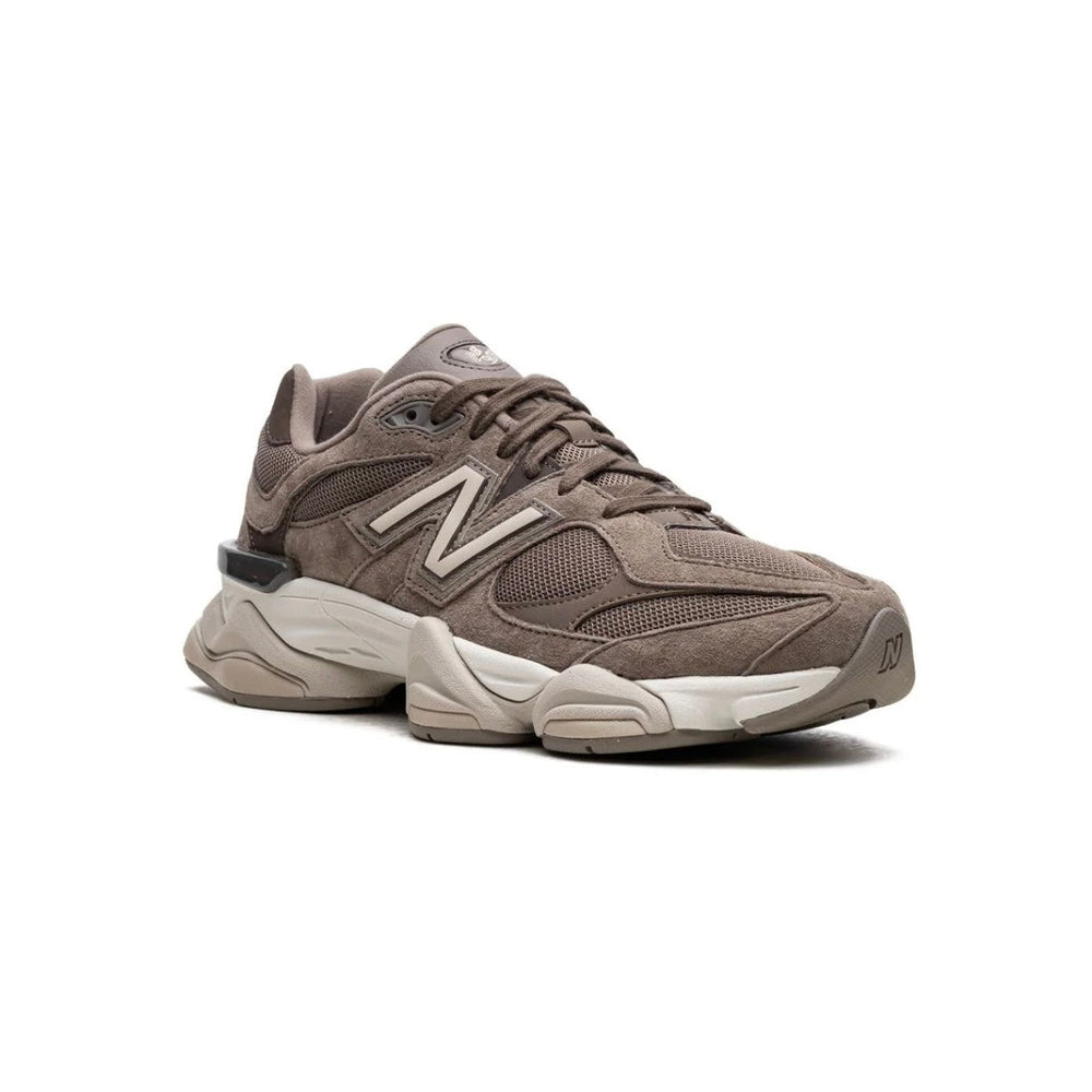 New Balance 9060 Brun Mushroom Sneakers Herr Retro Chunky Stil