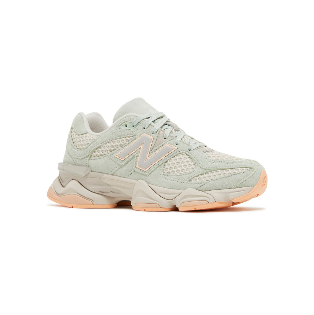 New Balance 9060 sneakers grön dam Silver Moss retrostil