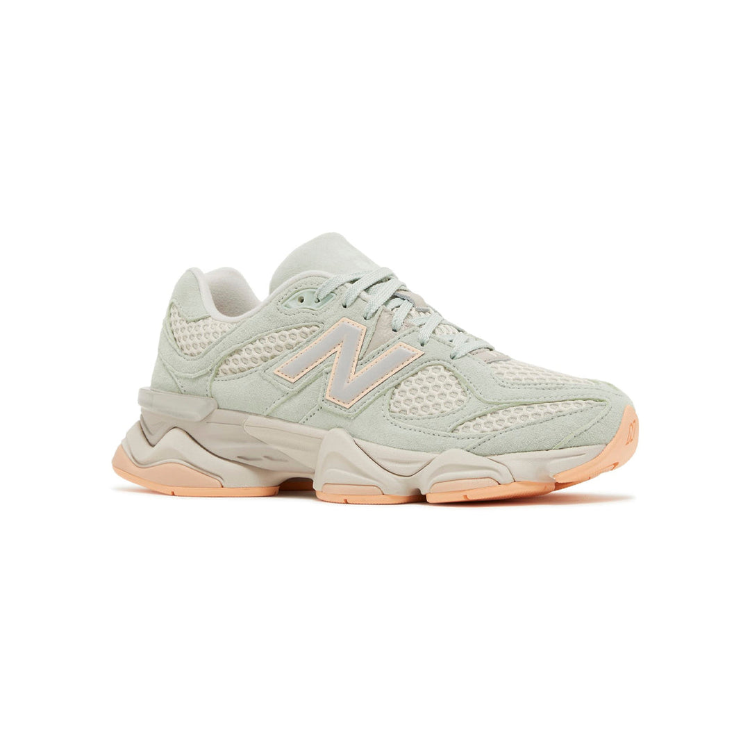 New Balance 9060 sneakers grön dam Silver Moss retrostil