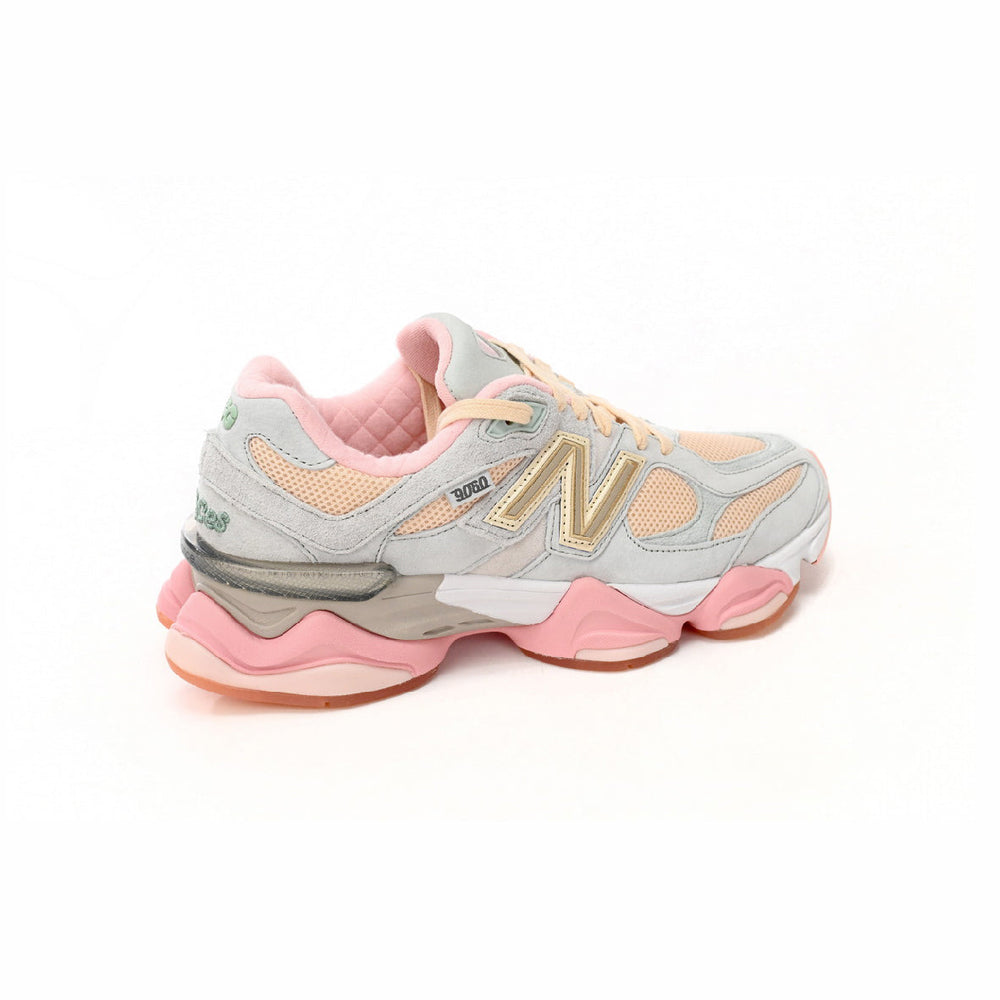 New Balance 9060 Donna Rosa e Azzurro x Joe Freshgoods in Mesh e Pelle